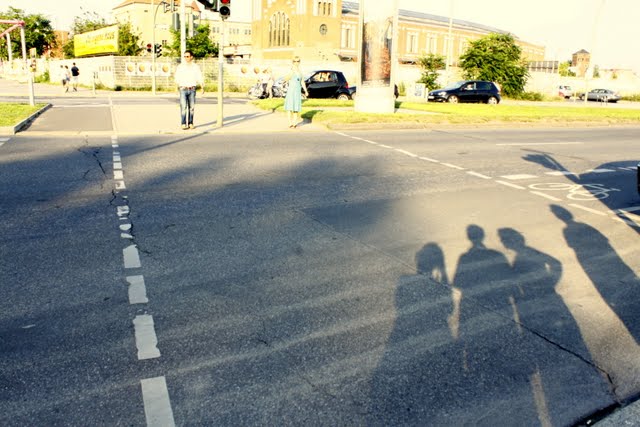 Along the Berlin wall - click for more on the photo