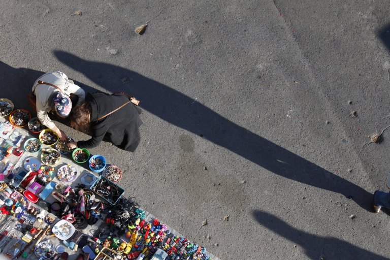 Lisboa Sunday flea market - click on the photo for more